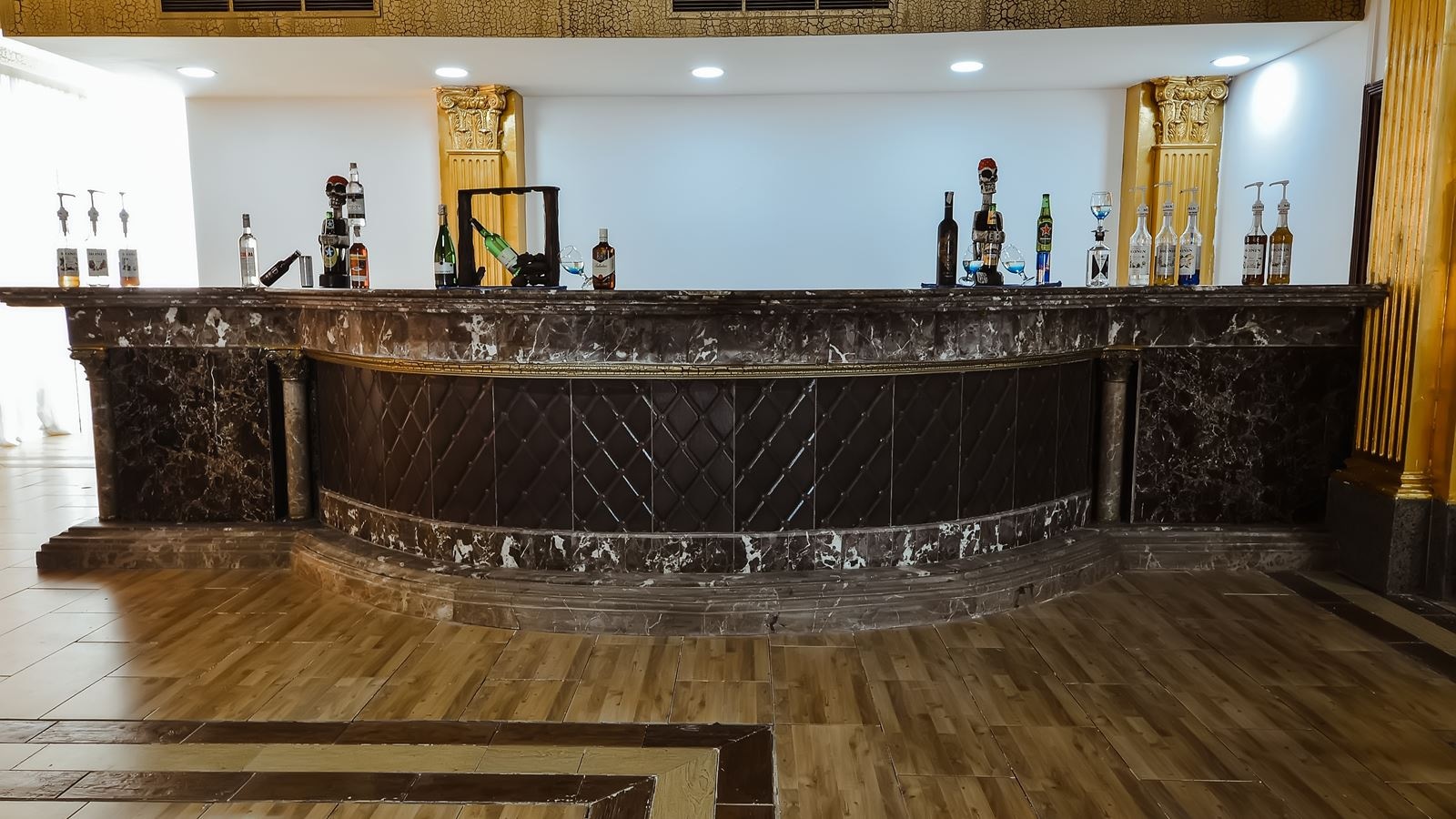 bars-le-terrace
