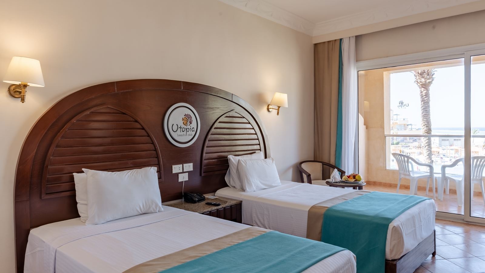 rooms-superior-room