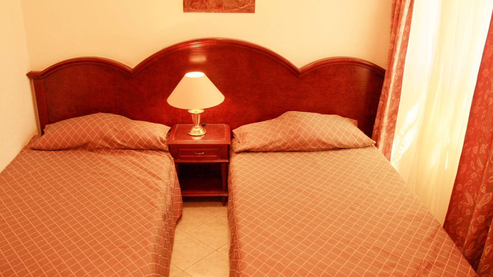 rooms-promo-room