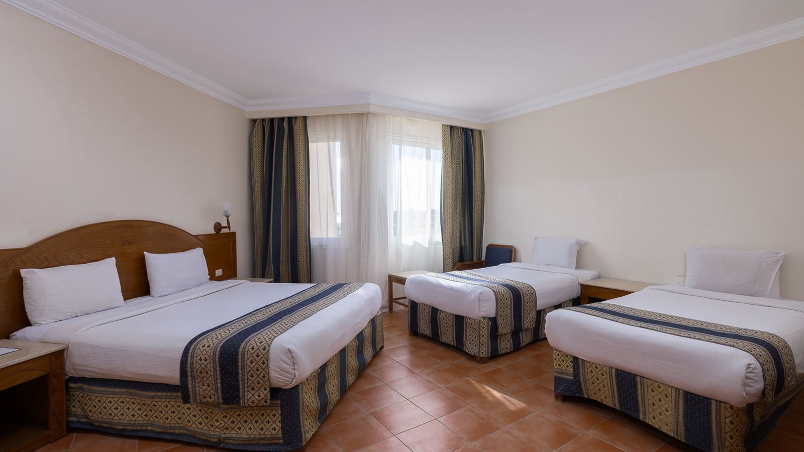 rooms-family-room