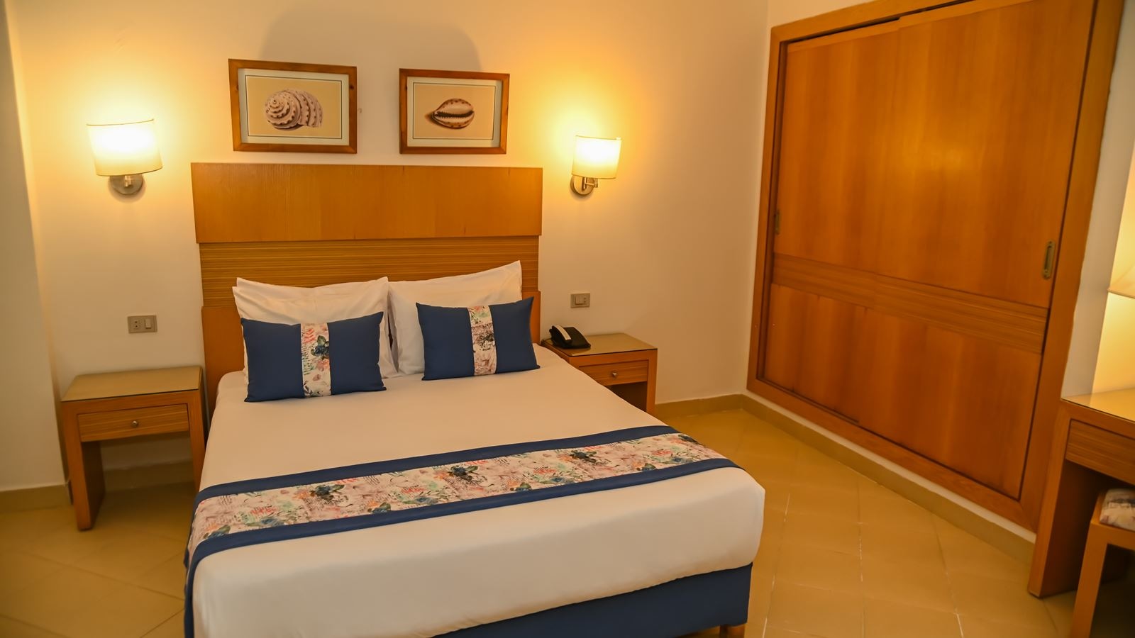 rooms-room-standard