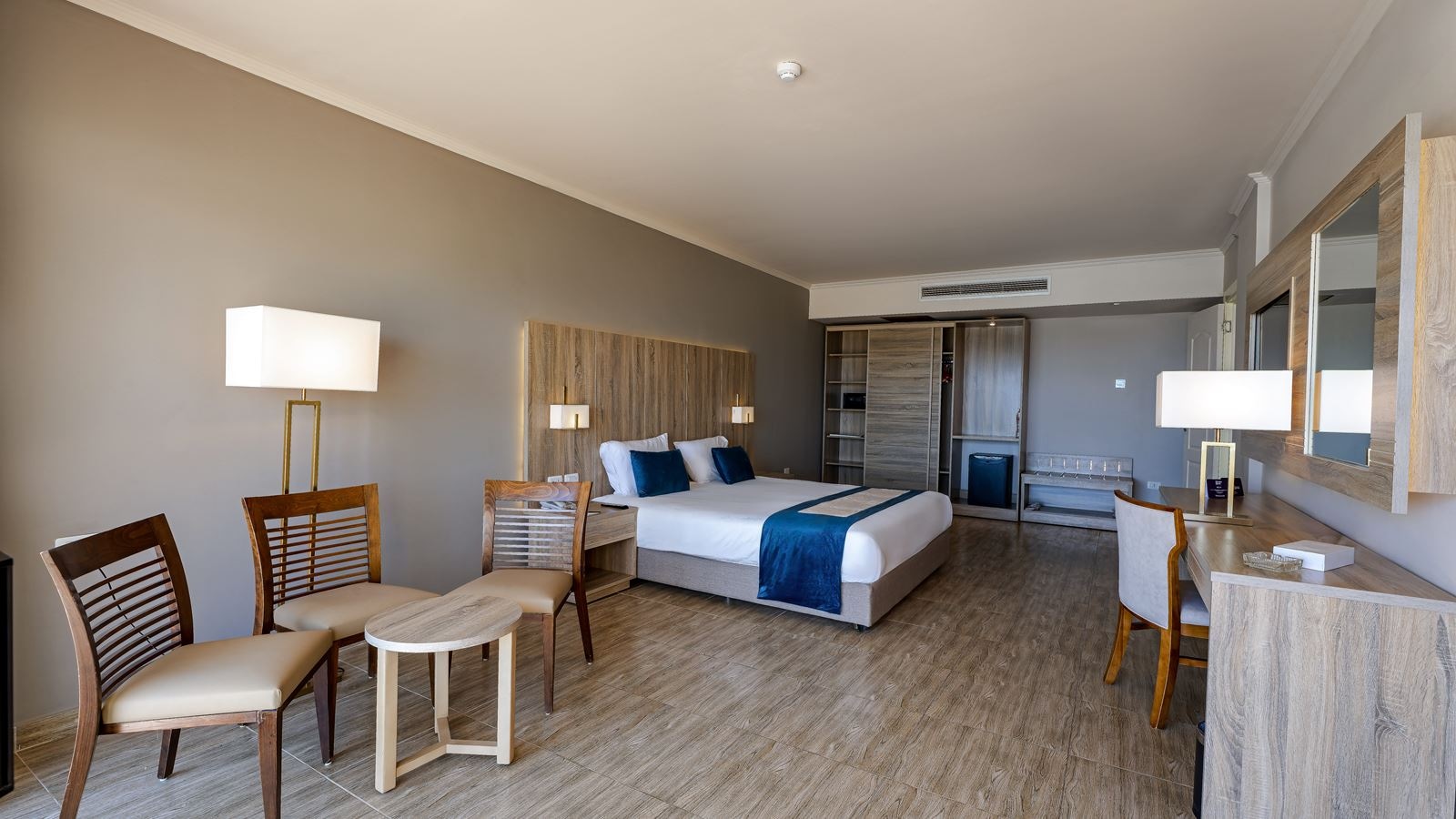 rooms-family-room-2-bedrooms