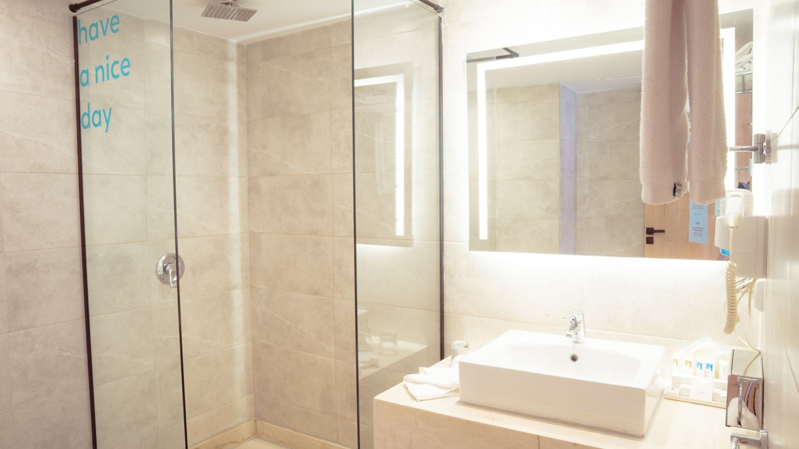 rooms-superior-family-suite