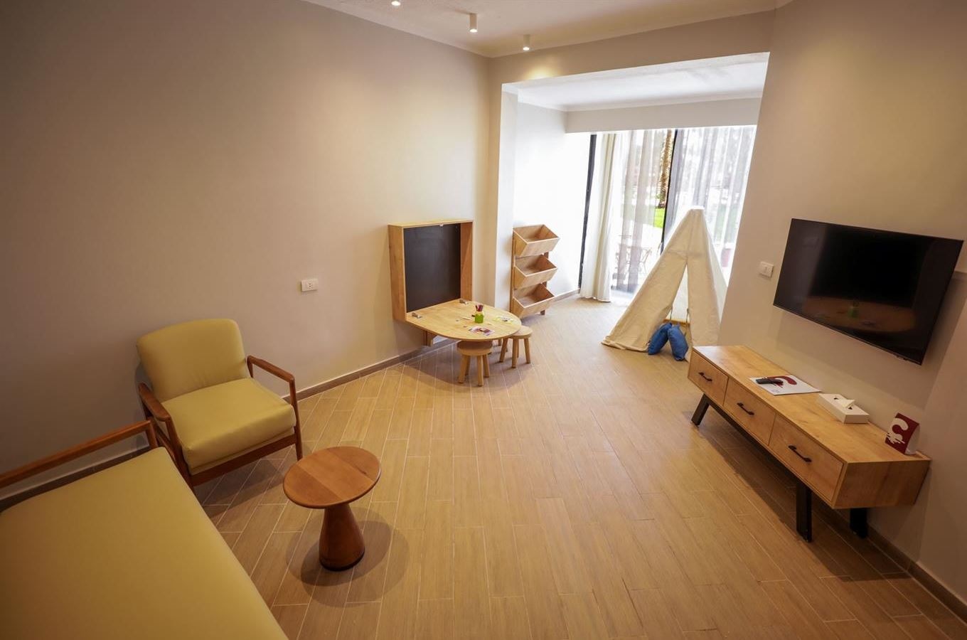 rooms-family-deluxe-suite
