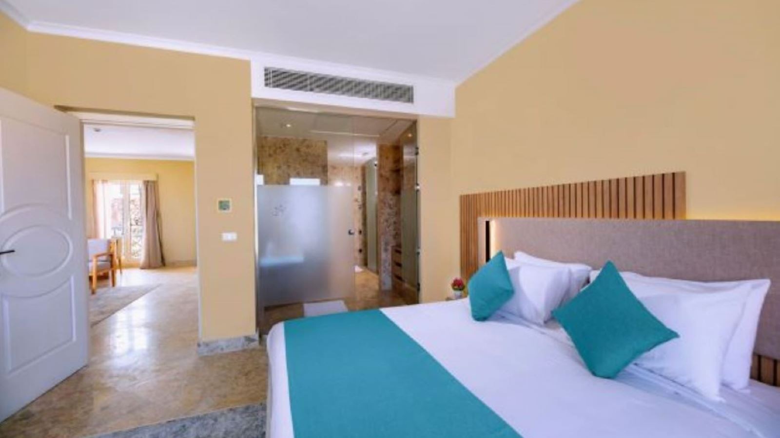 rooms-superior-p-sea-view