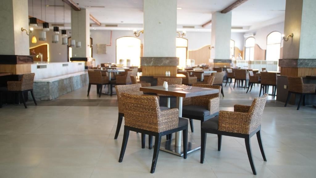 restaurants-elements-restaurant--main-restaurant