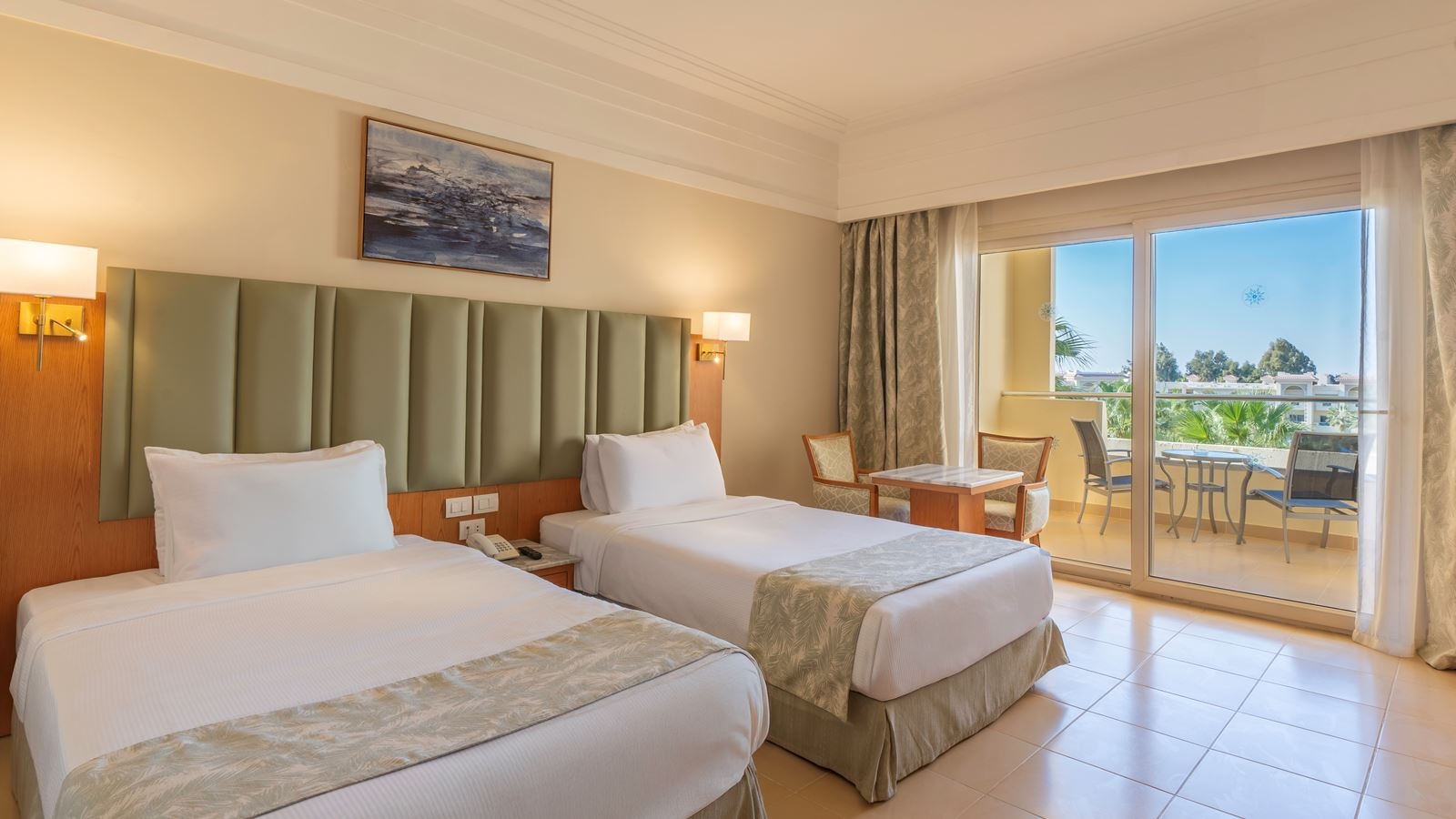 rooms-superior-room