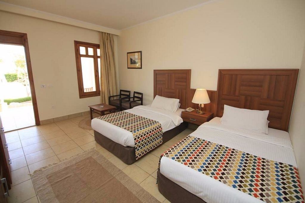 rooms-superior-room--garden-view