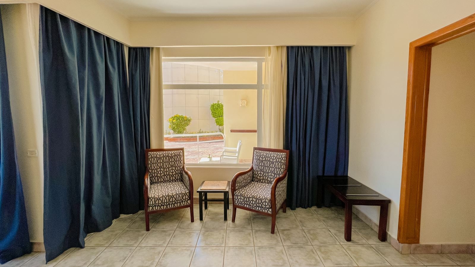 rooms-family-room