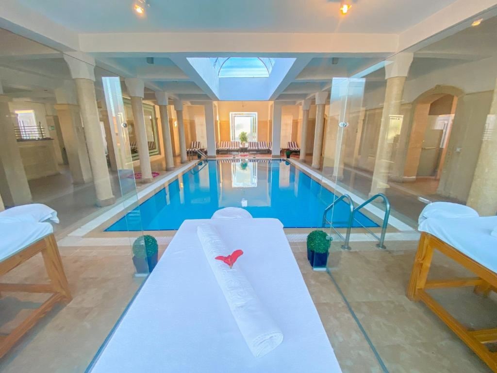 pools-pools