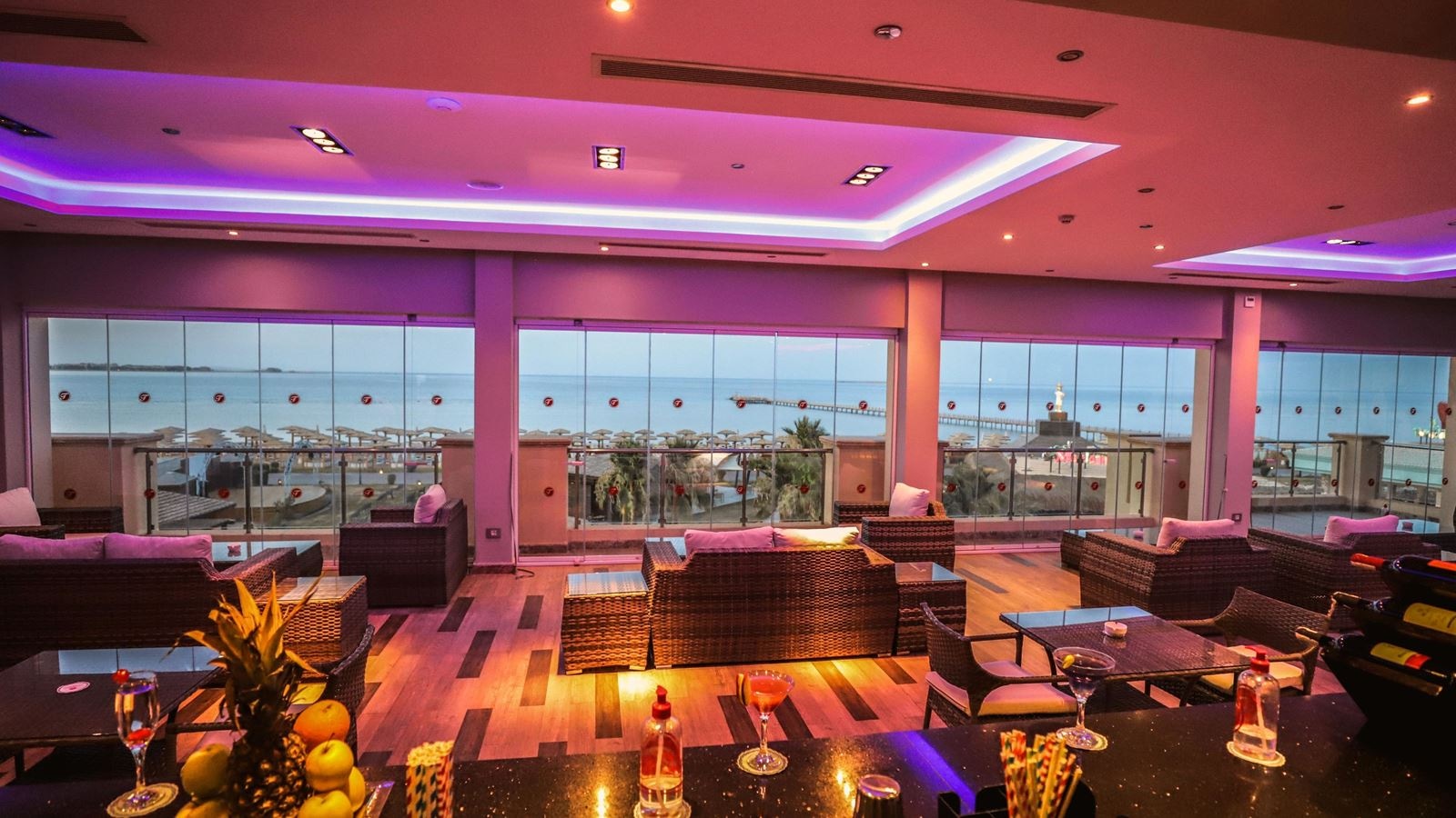 bars-sky-bar