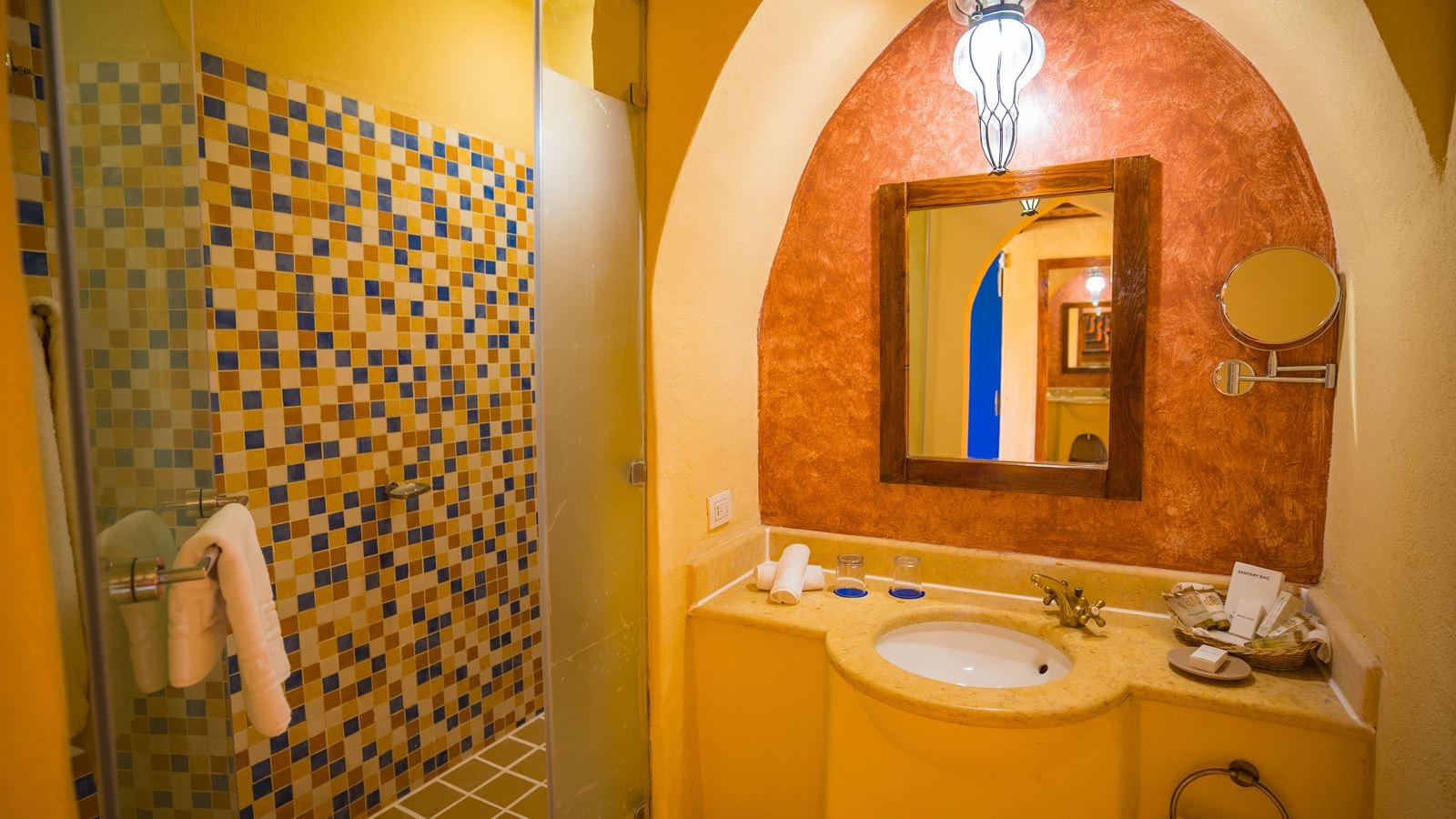 rooms-standard-room