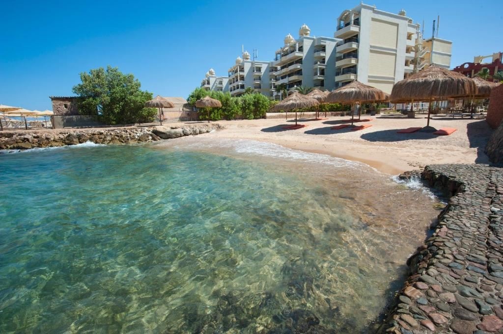 Готель SUN & SEA HOTEL - Пляж