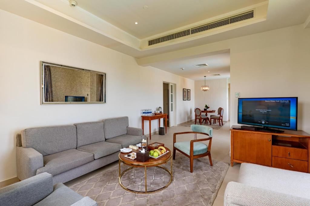 rooms-ambassador-sea-view-suite