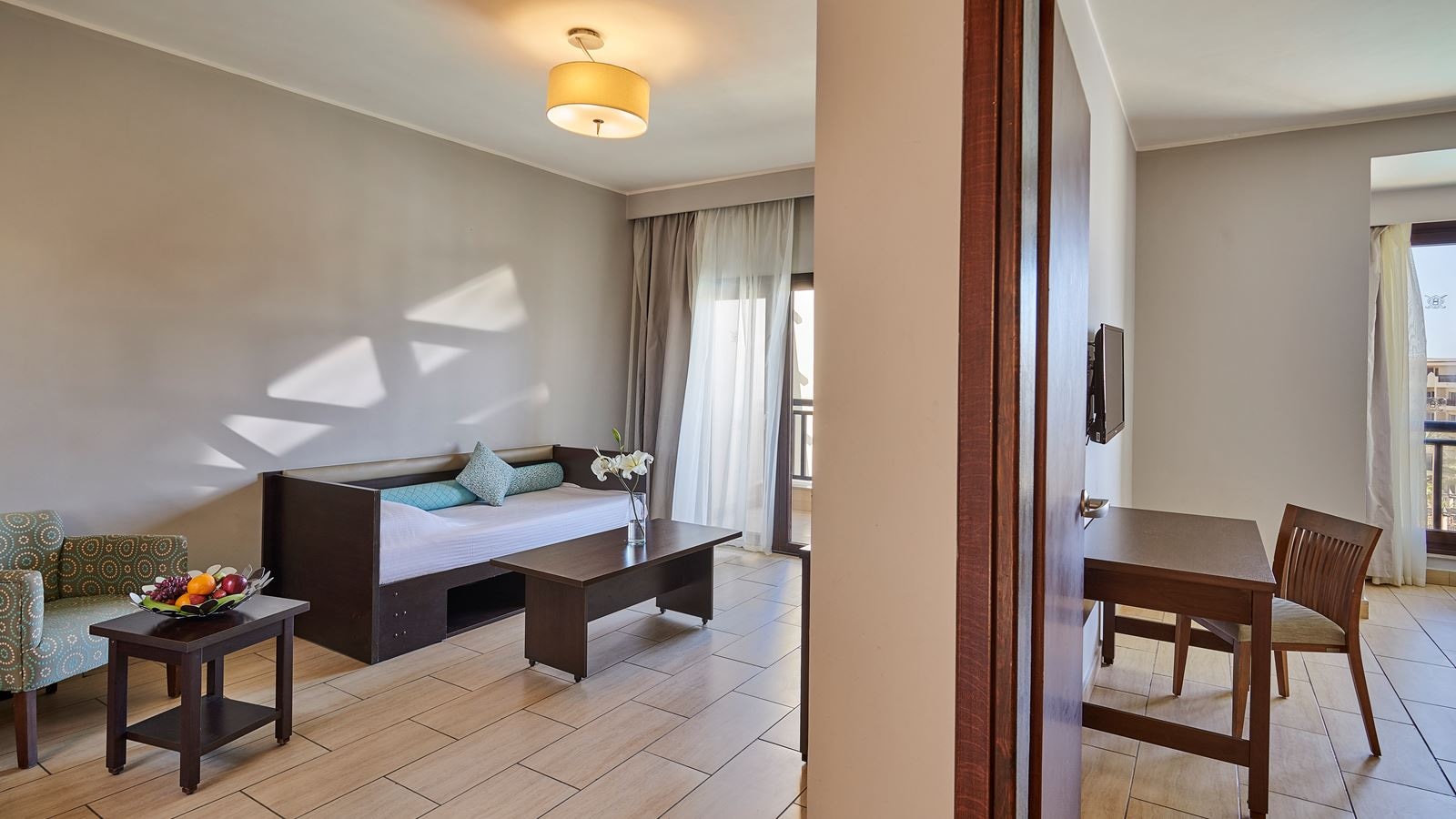 rooms-aqua-suite