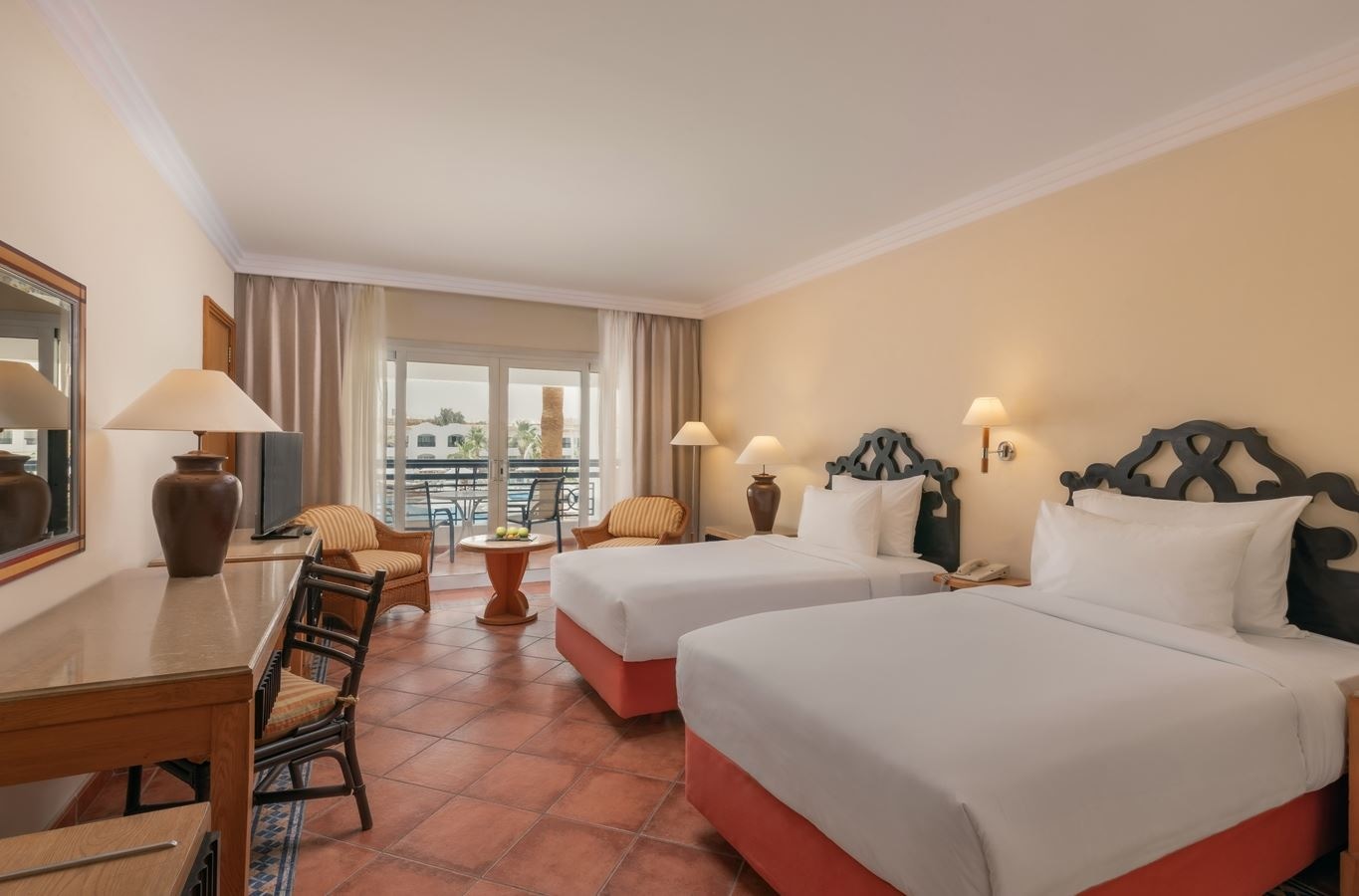 rooms-superior-pool-view-room