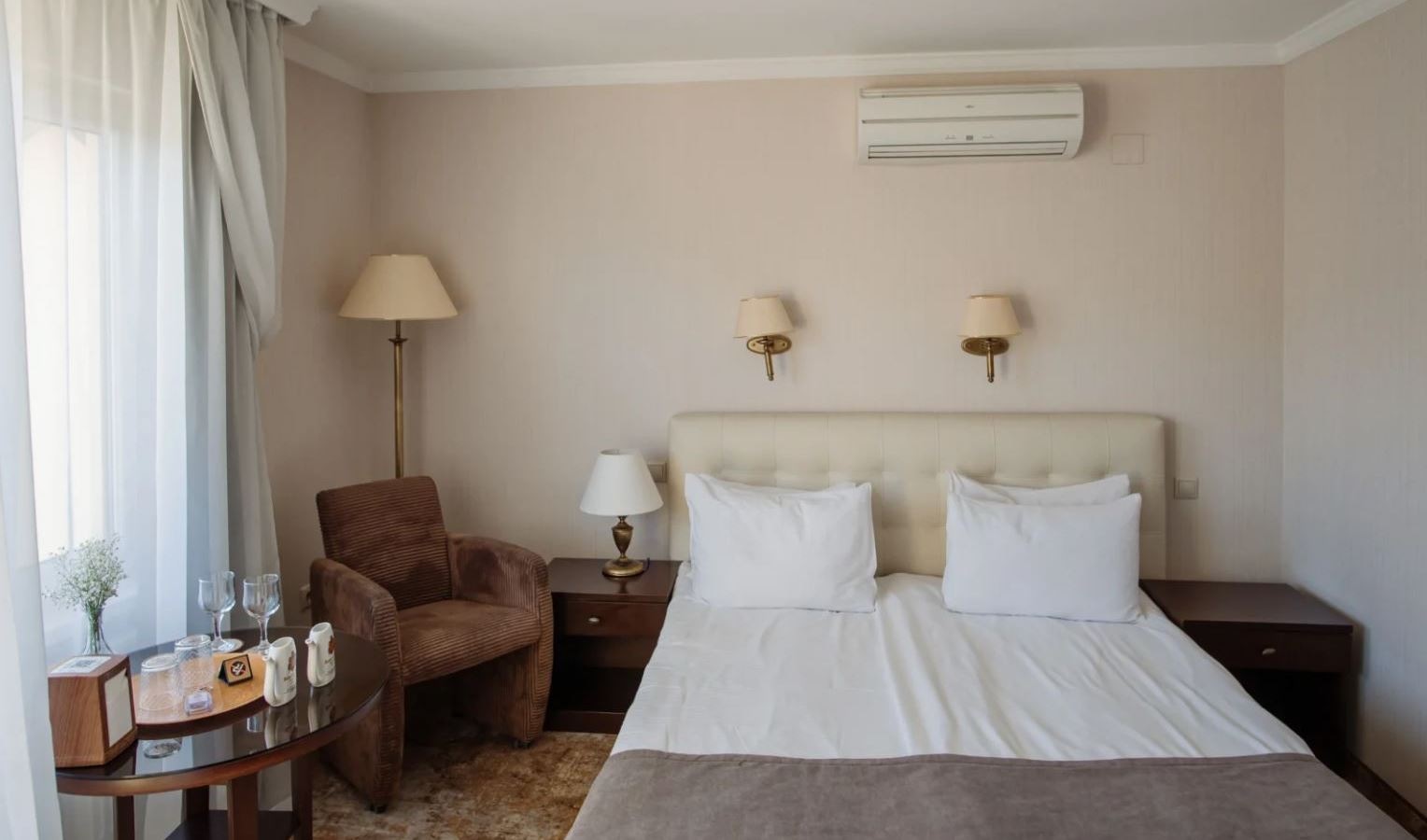 rooms-стандарт-преміум-з-видом-на-гори