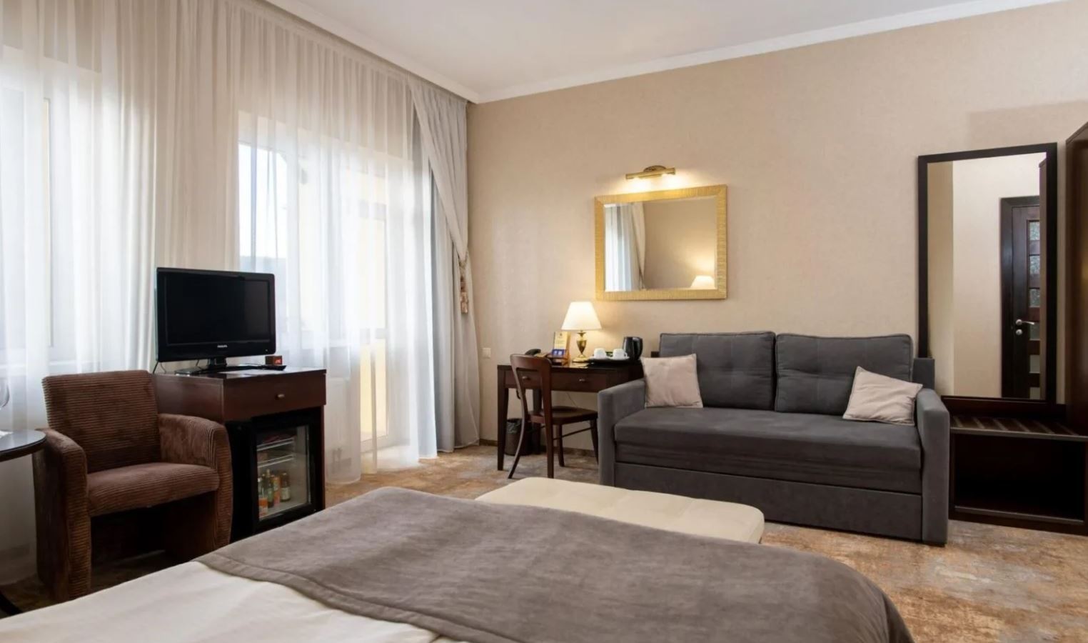 rooms-напівлюкс-преміум