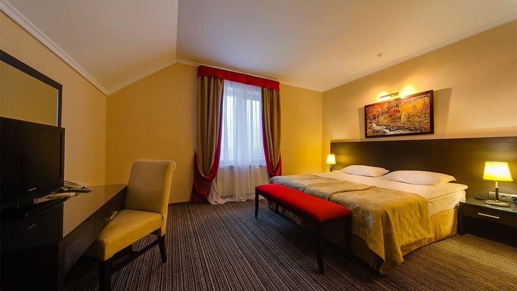 rooms-люкс-мансардний