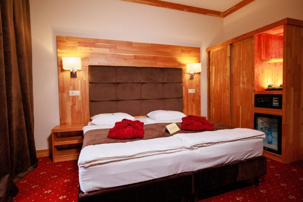 rooms-eco-premium-without-balcony