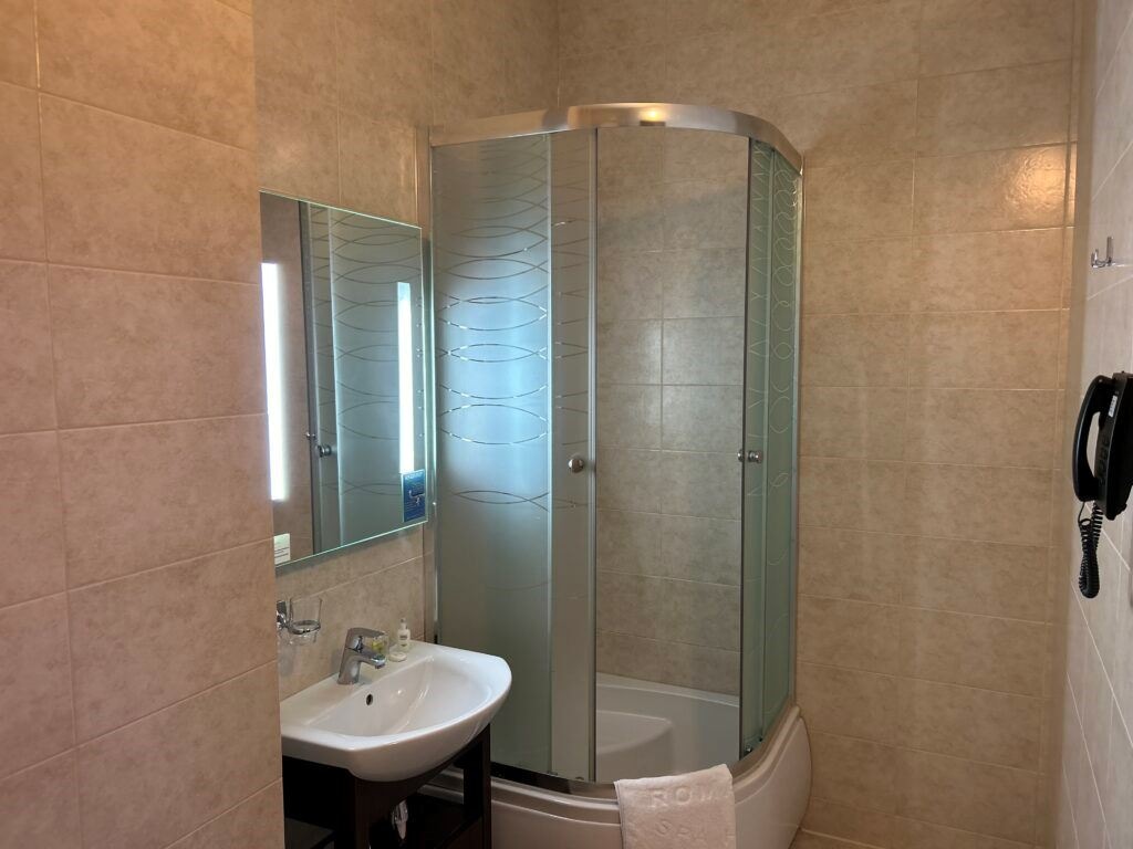 rooms-de-luxe-without-balcony