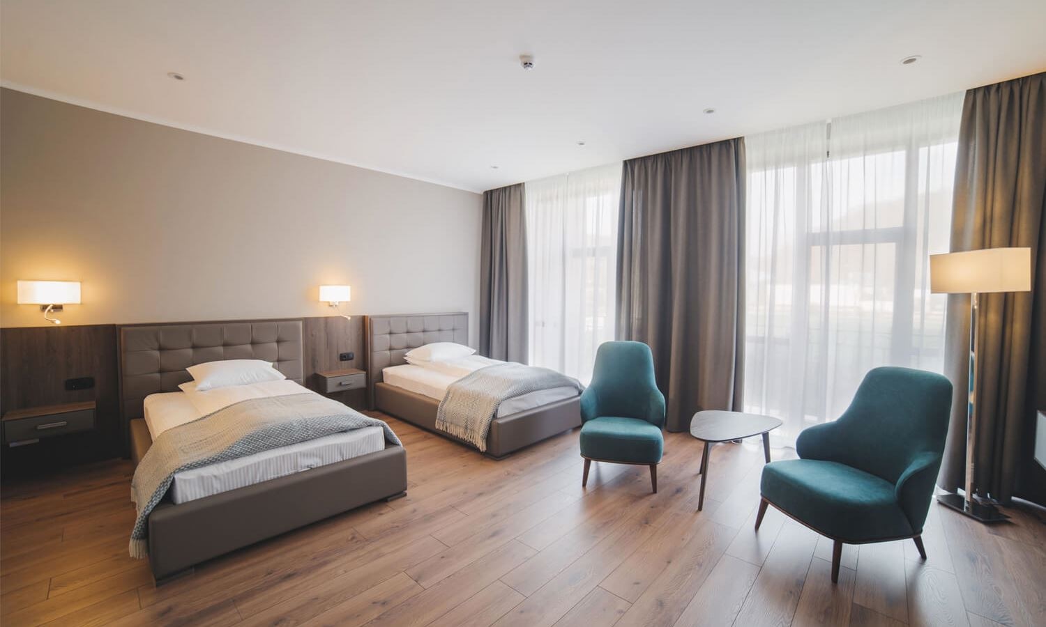 rooms-iris-family-suite