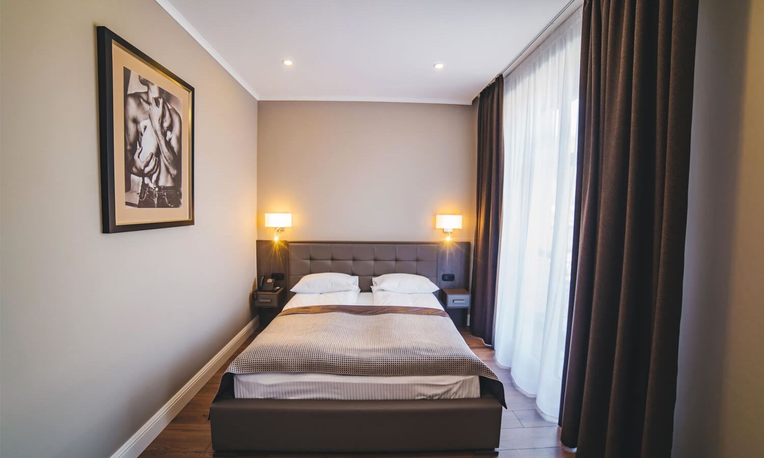 rooms-iris-family-suite