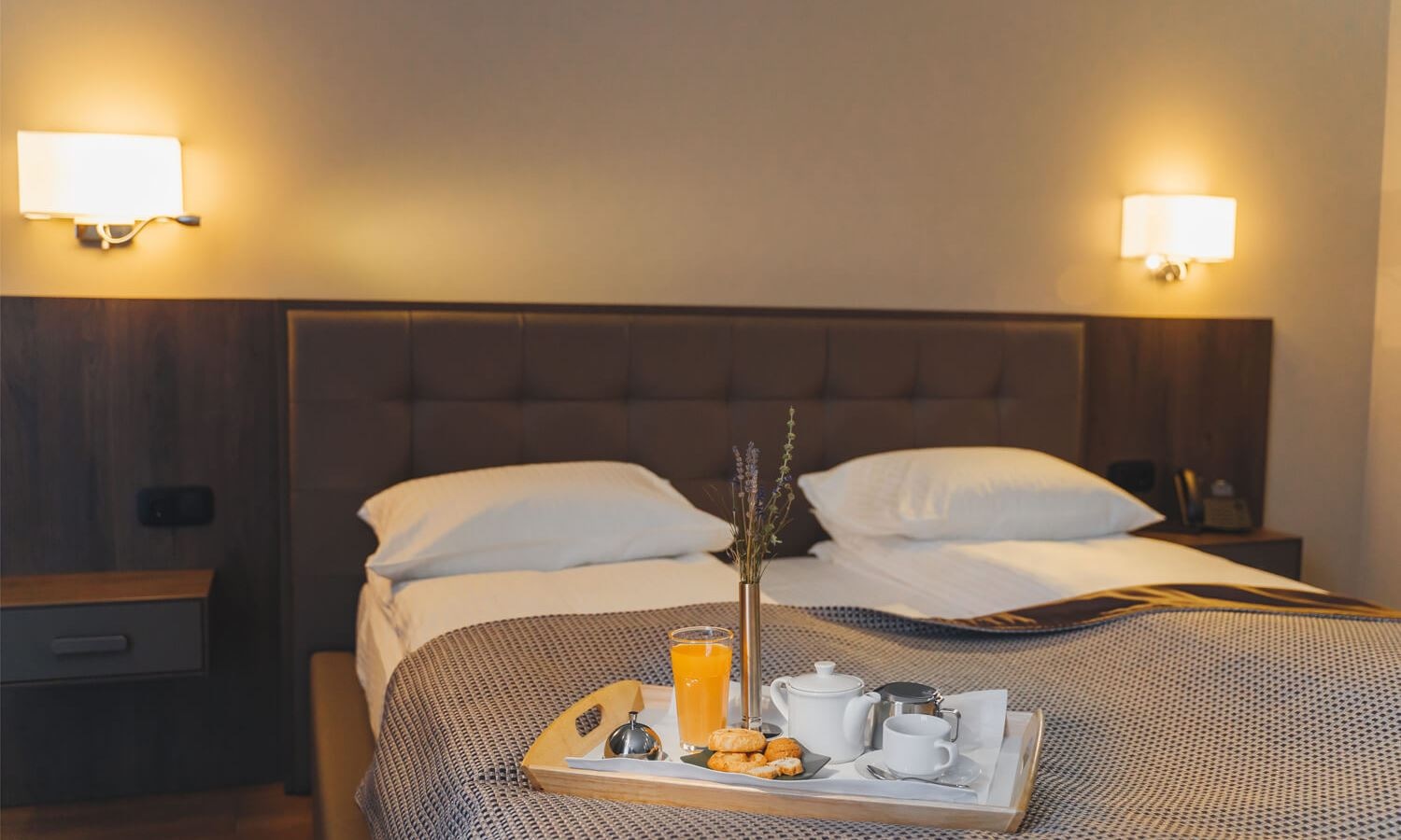 rooms-iris-family-suite