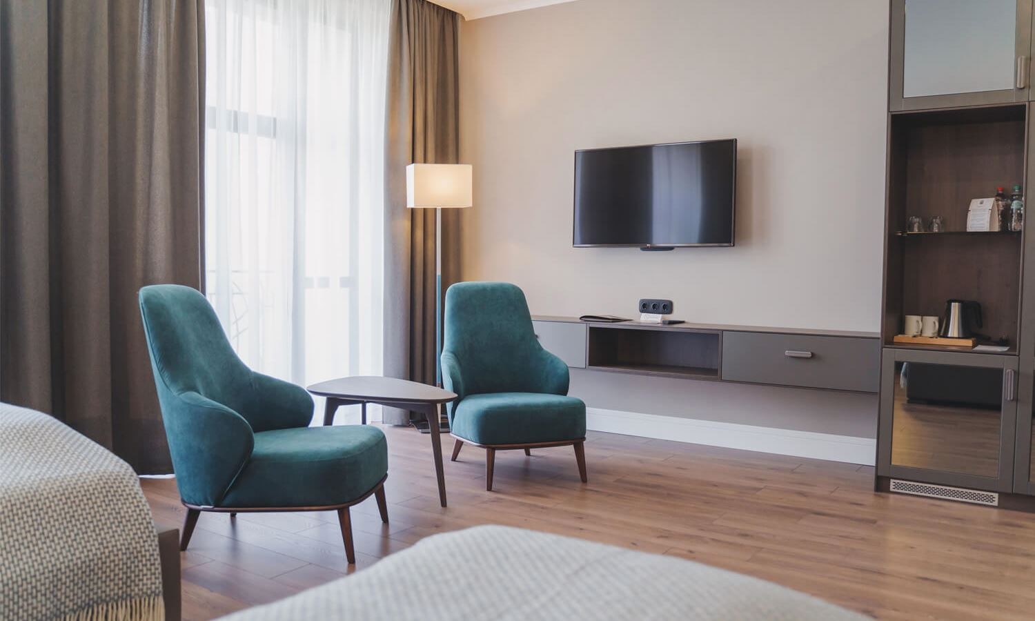 rooms-iris-family-suite