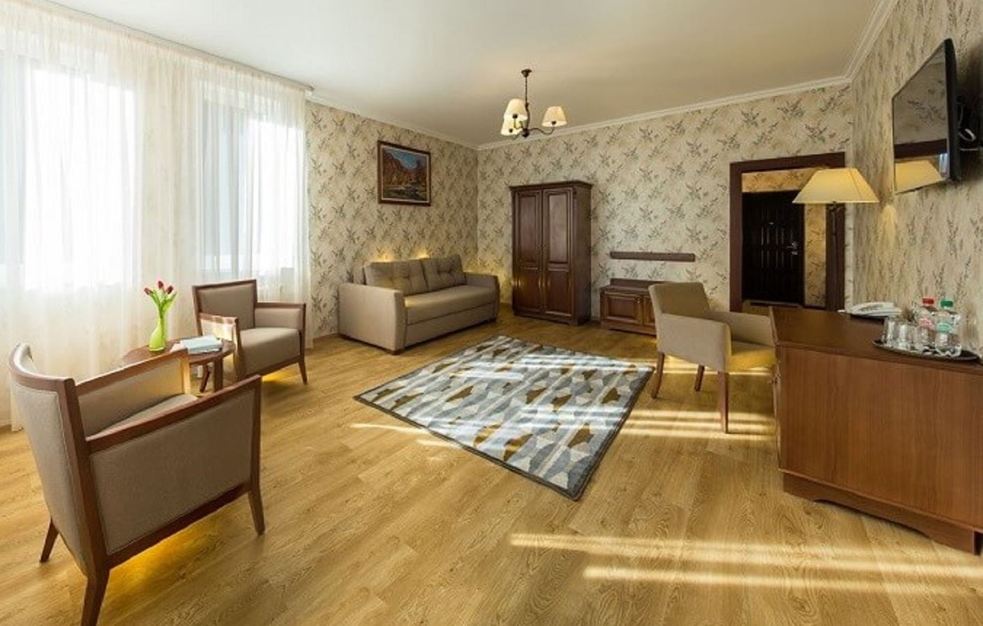 rooms-apartment--plus