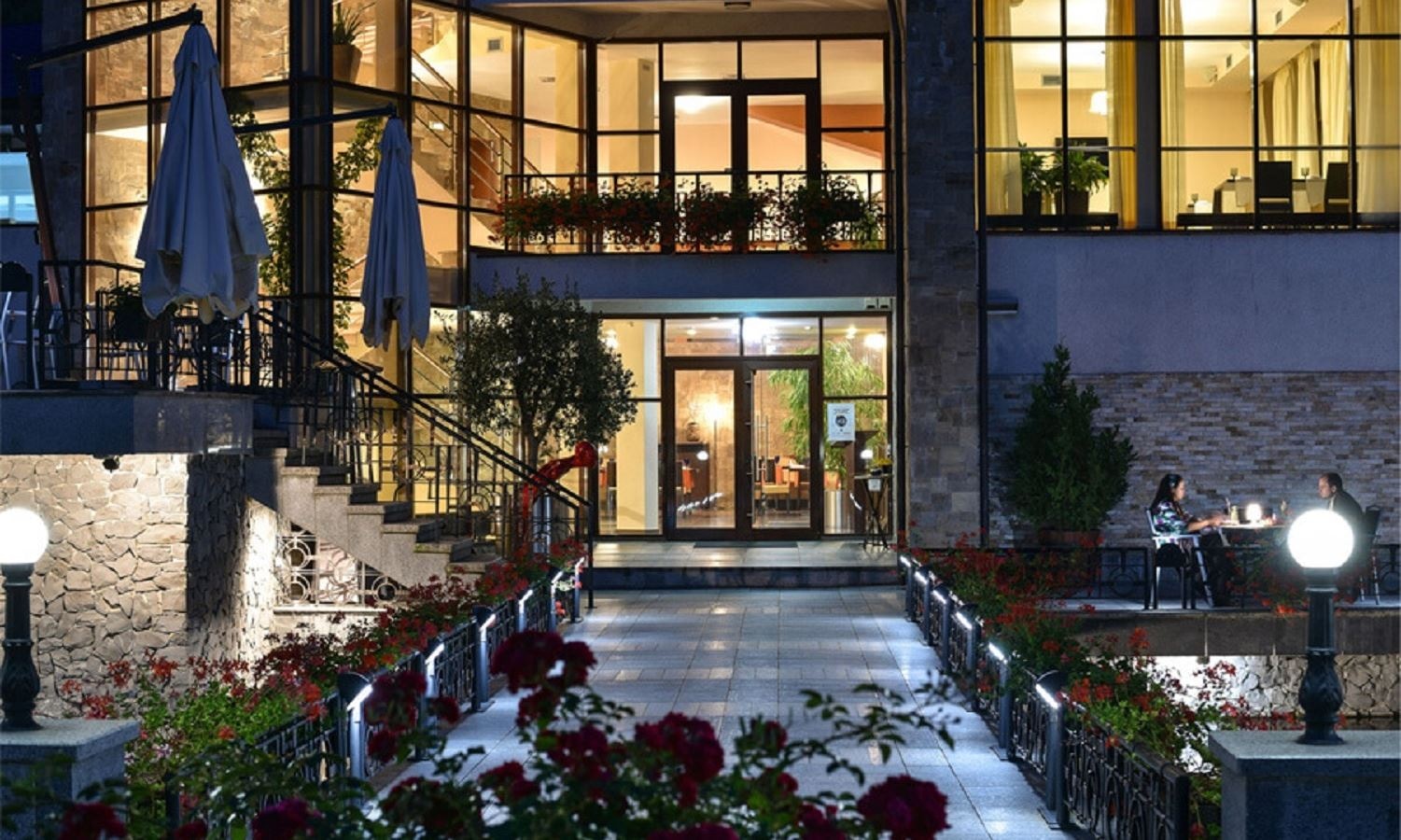 restaurants-ресторан-саламандра