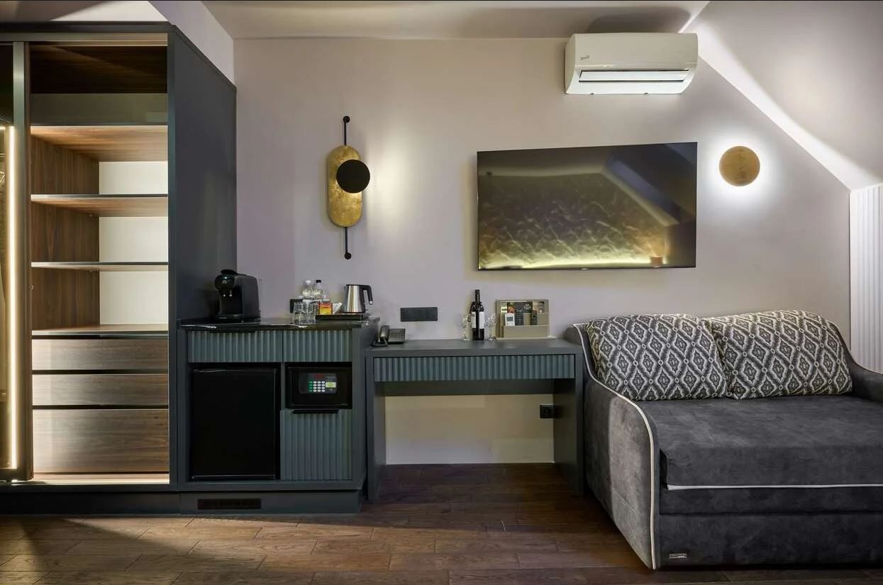 rooms-двомісний-мансардний-fomich