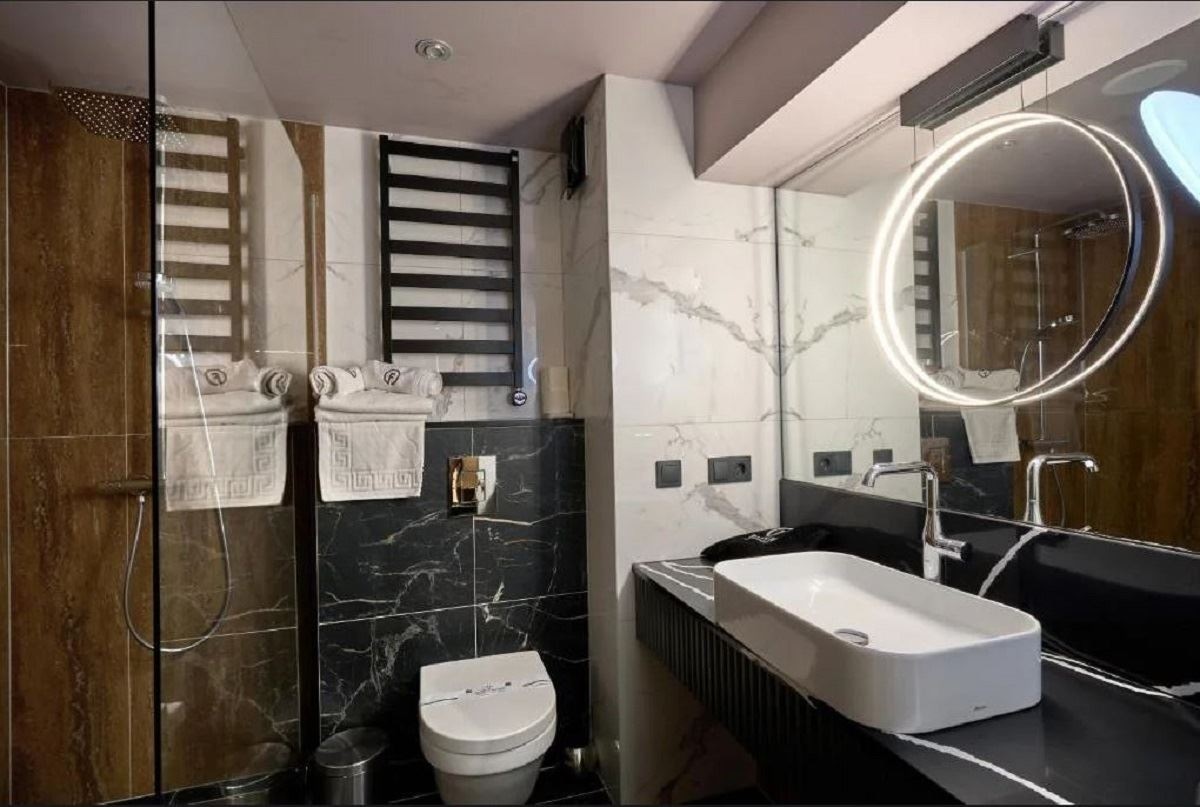 rooms-двомісний-мансардний-fomich