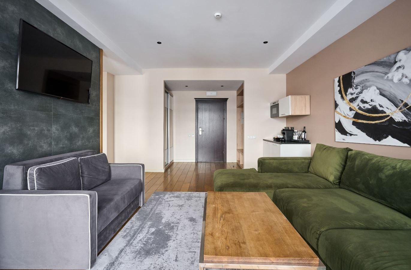 rooms-делюкс-open-space-в-мансарді-burshtyn