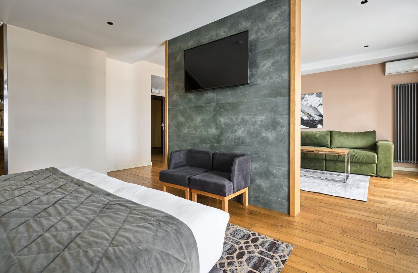 rooms-делюкс-open-space-в-мансарді-burshtyn