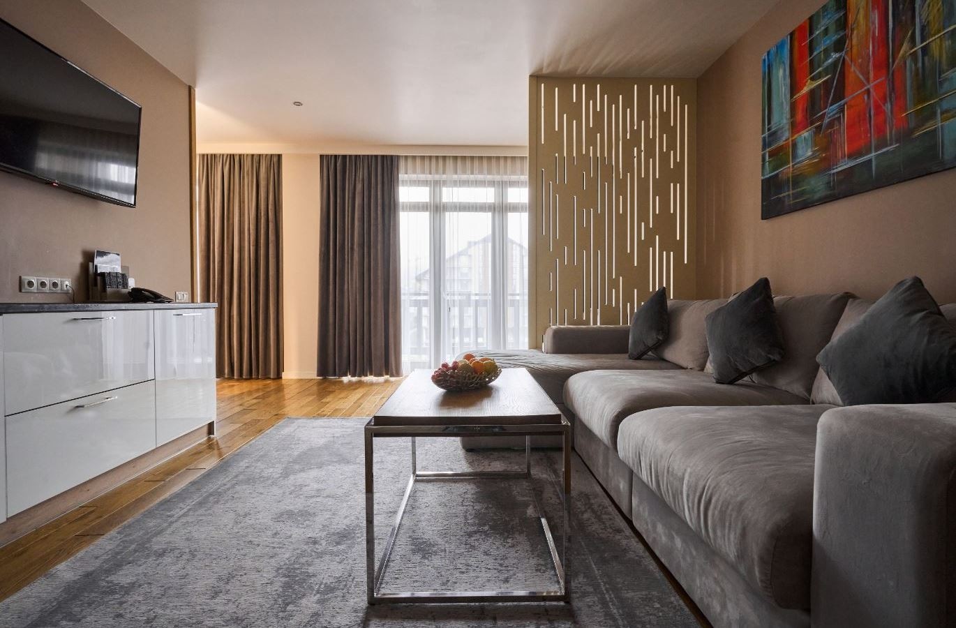 rooms-deluxe-open-space-burshtyn