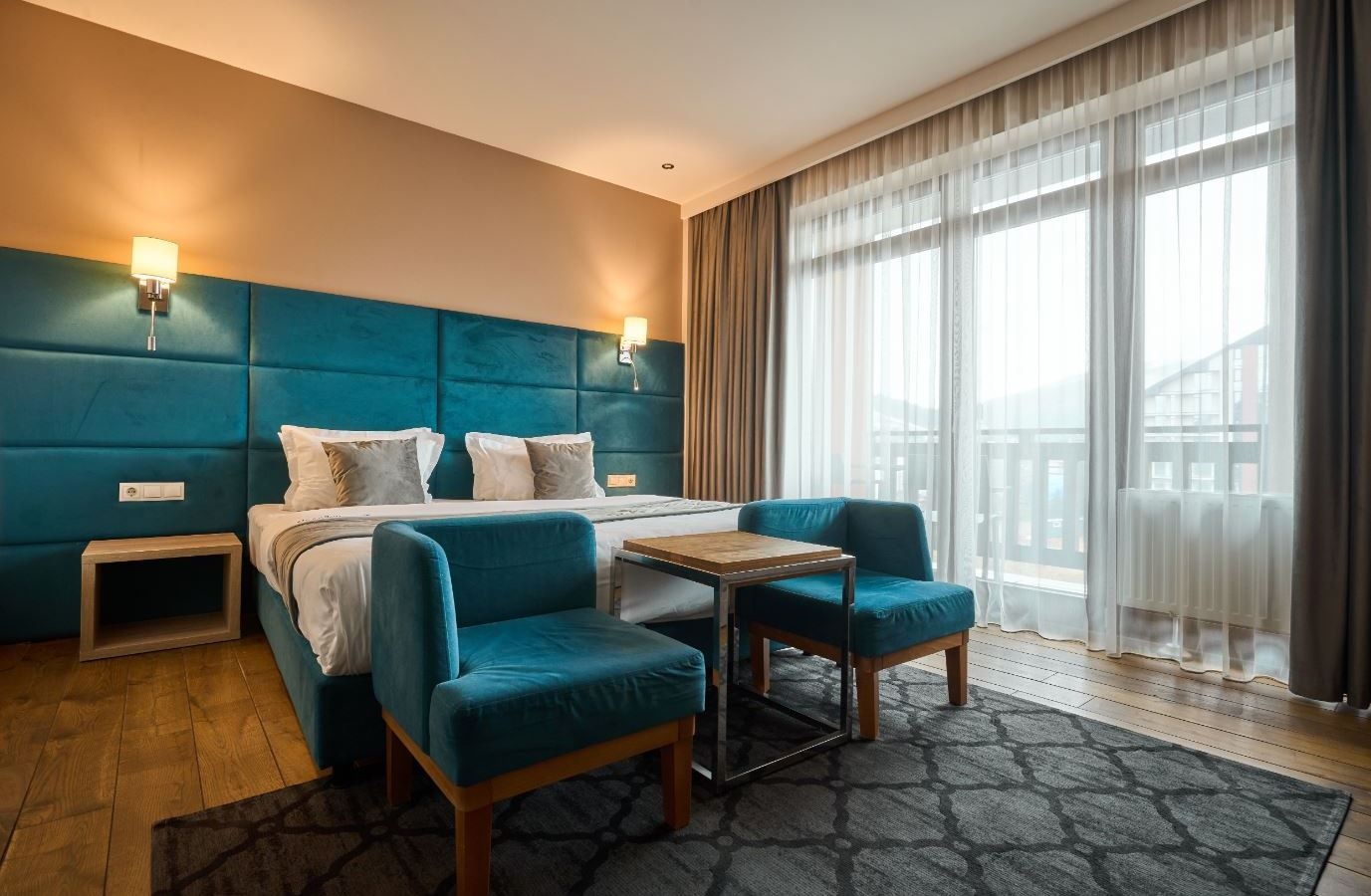 rooms-двокімнатний-делюкс-burshtyn