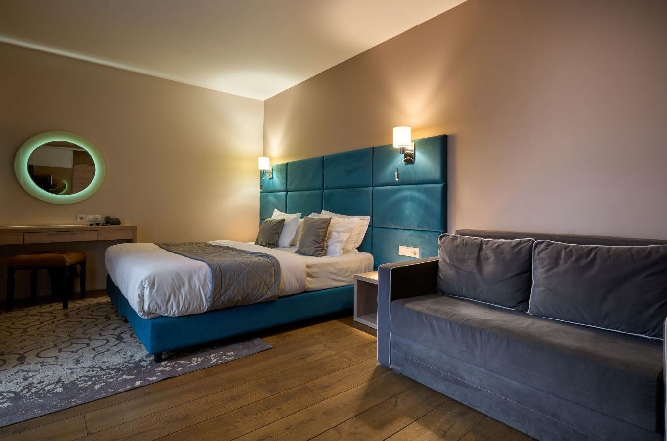 rooms-двокімнатний-делюкс-burshtyn