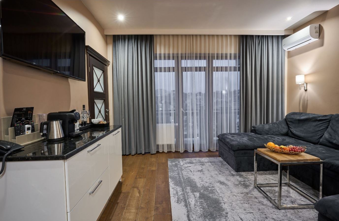 rooms-сімейний-люкс-burshtyn