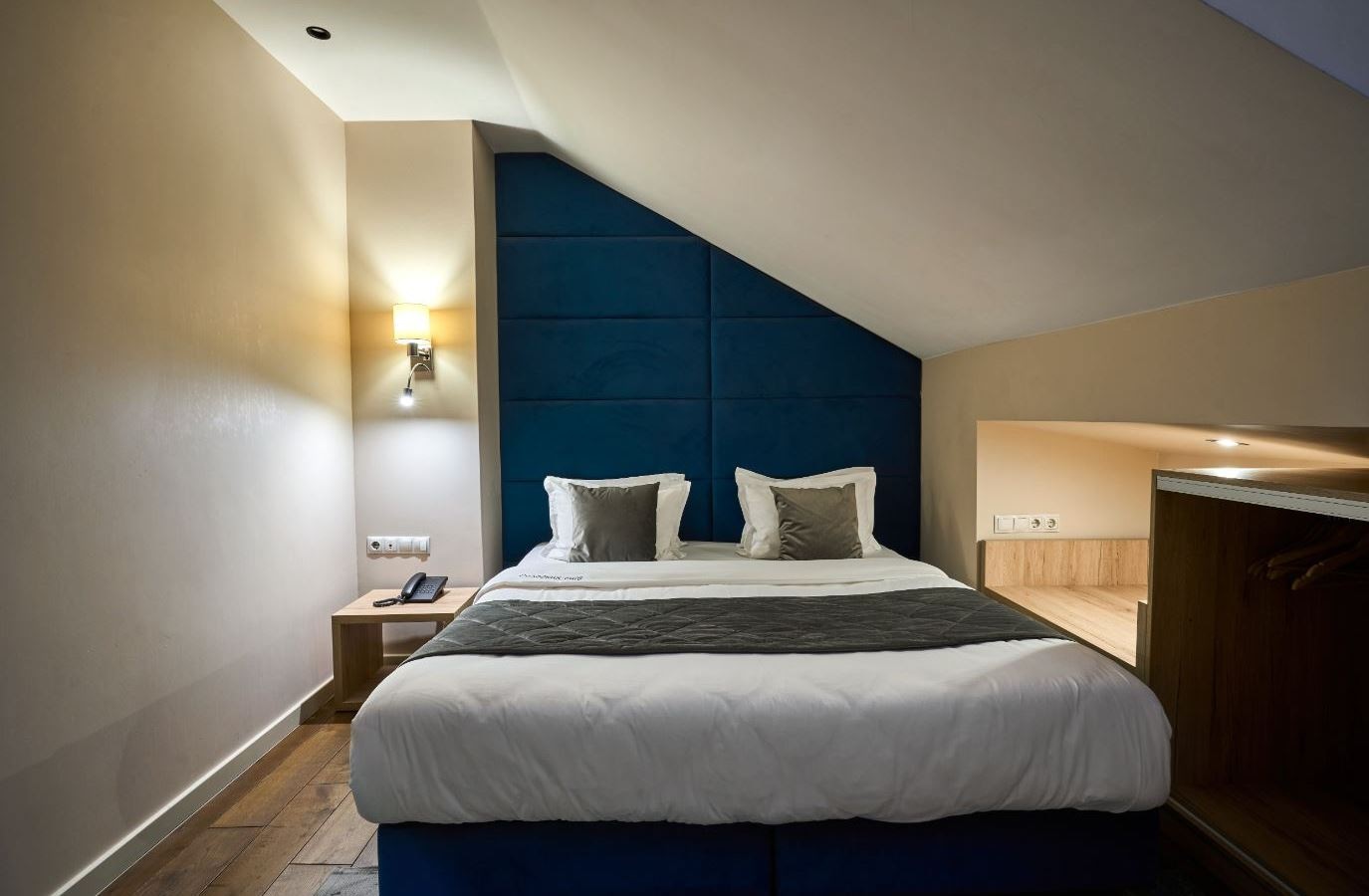 rooms-сімейний-люкс-burshtyn