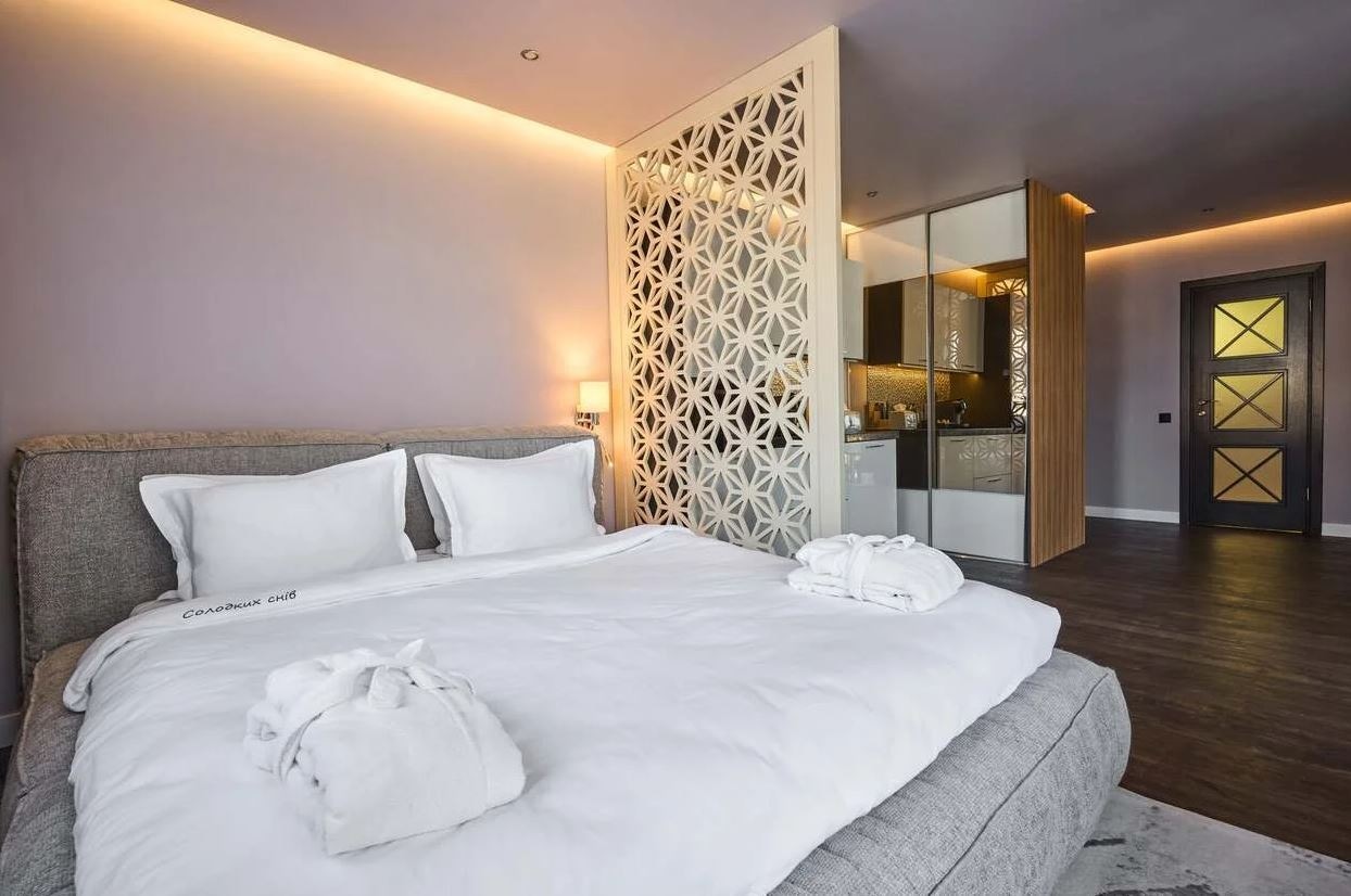 rooms-делюкс-fomich