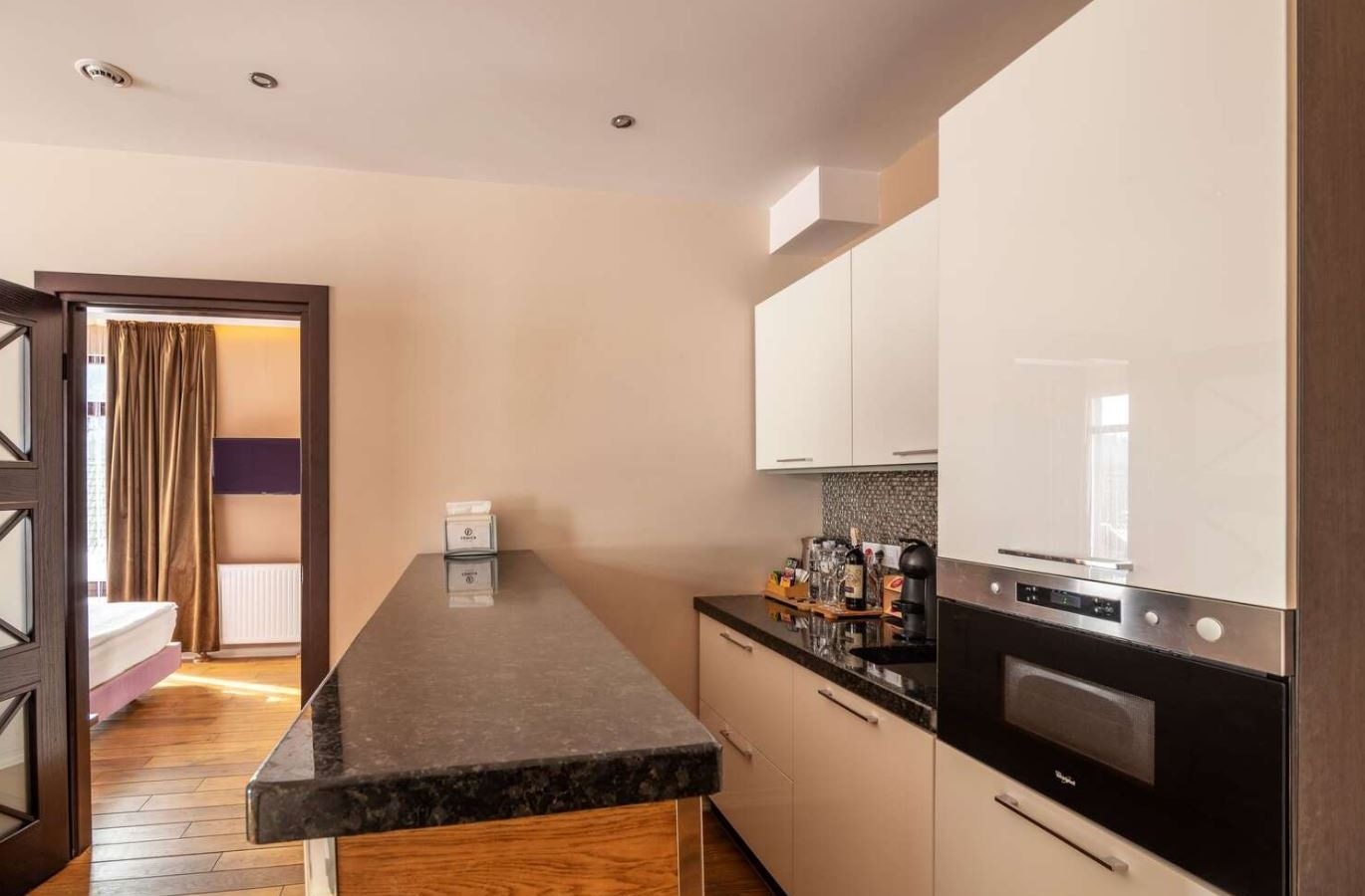 rooms-трикімнатний-делюкс-fomich