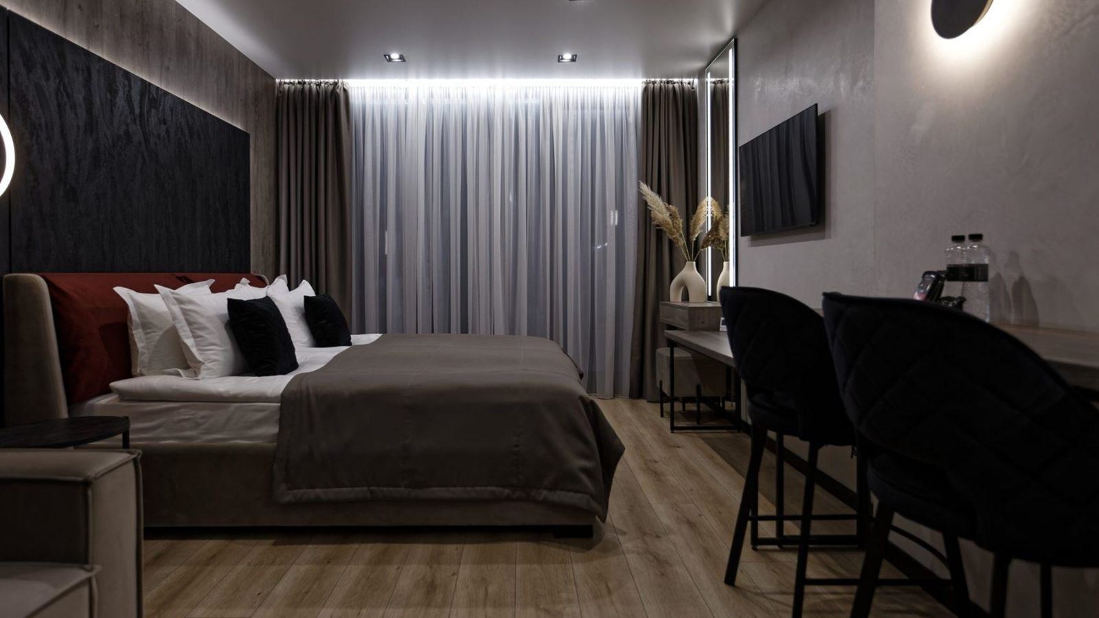 rooms-superior-lake-view