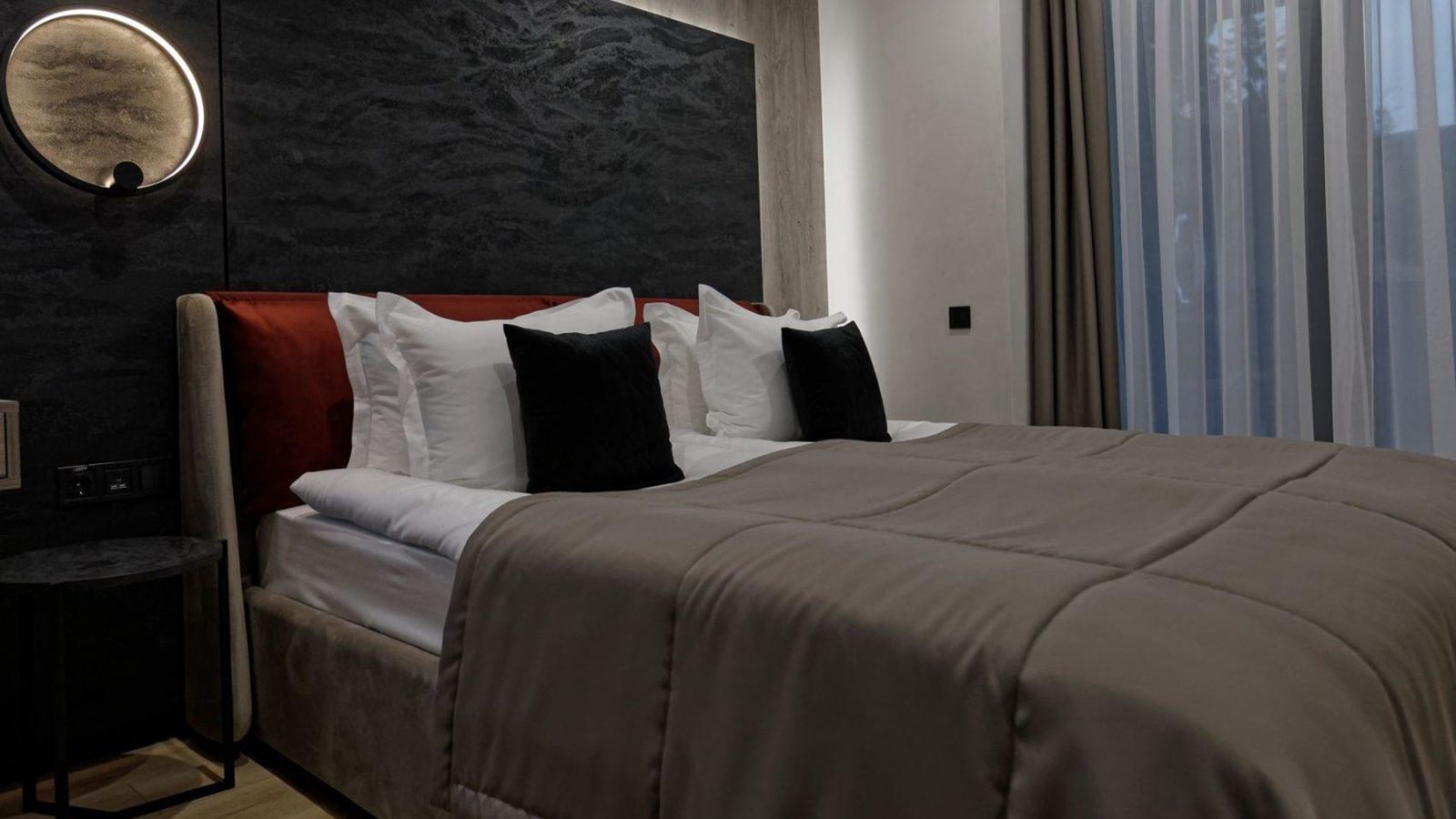 rooms-premium