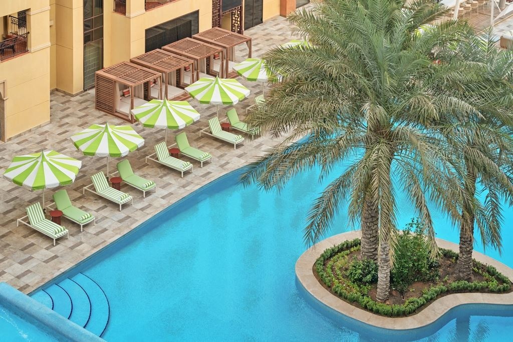 pools-outdoor-pool