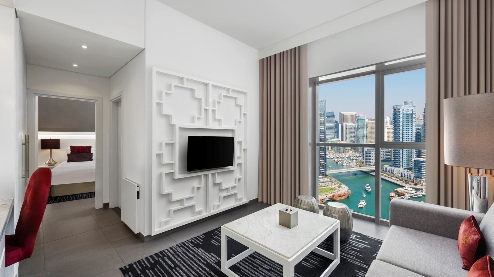 rooms-one-bedroom-suite-with-soluna-beach-access