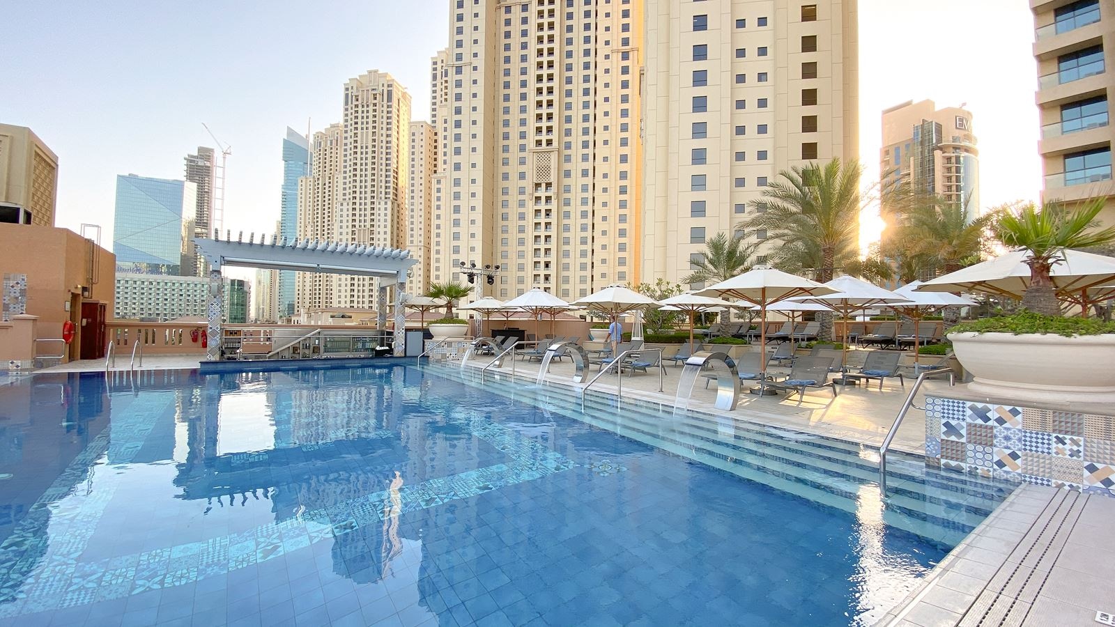 pools-outdoor-pool