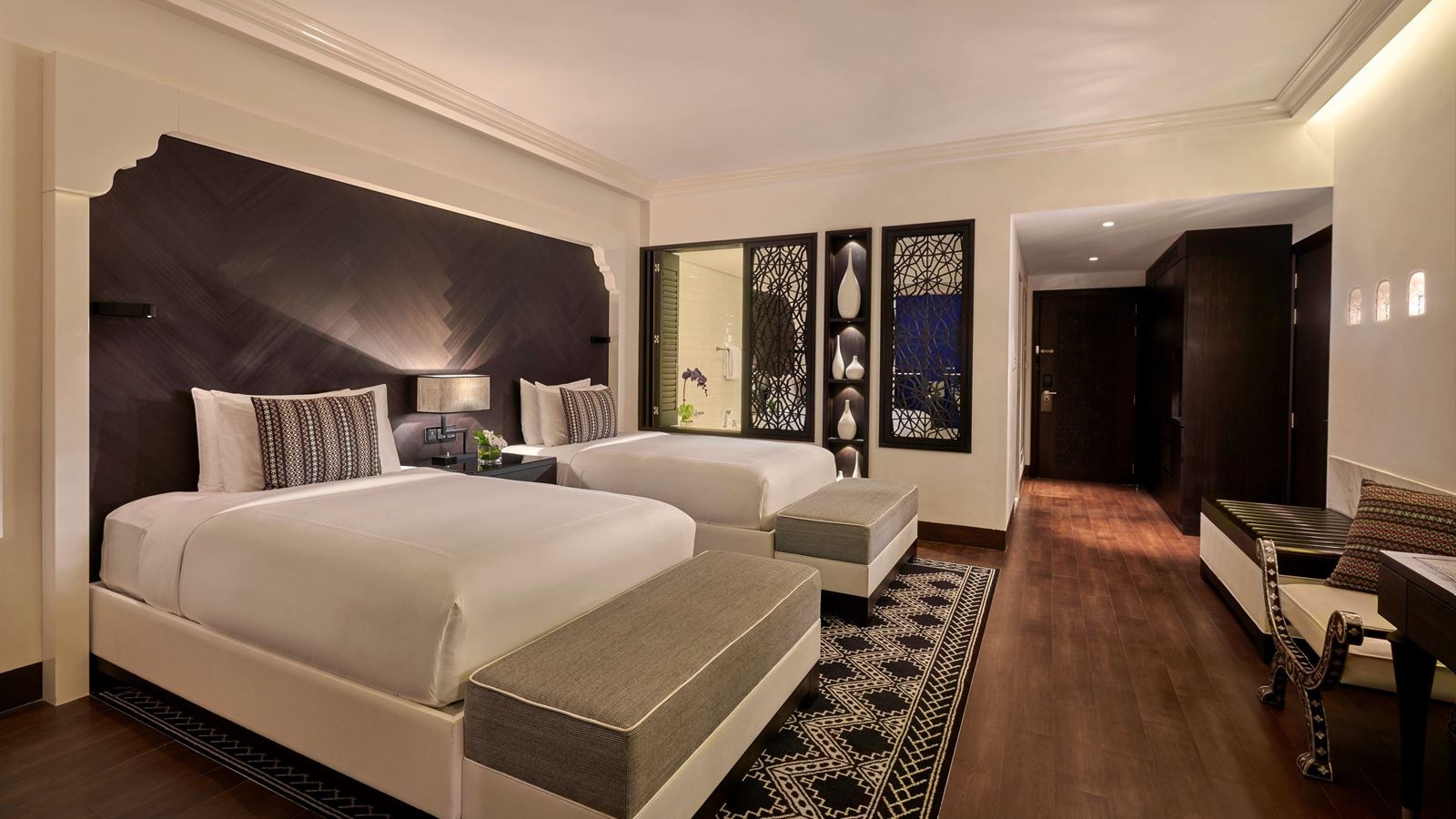 rooms-family-room