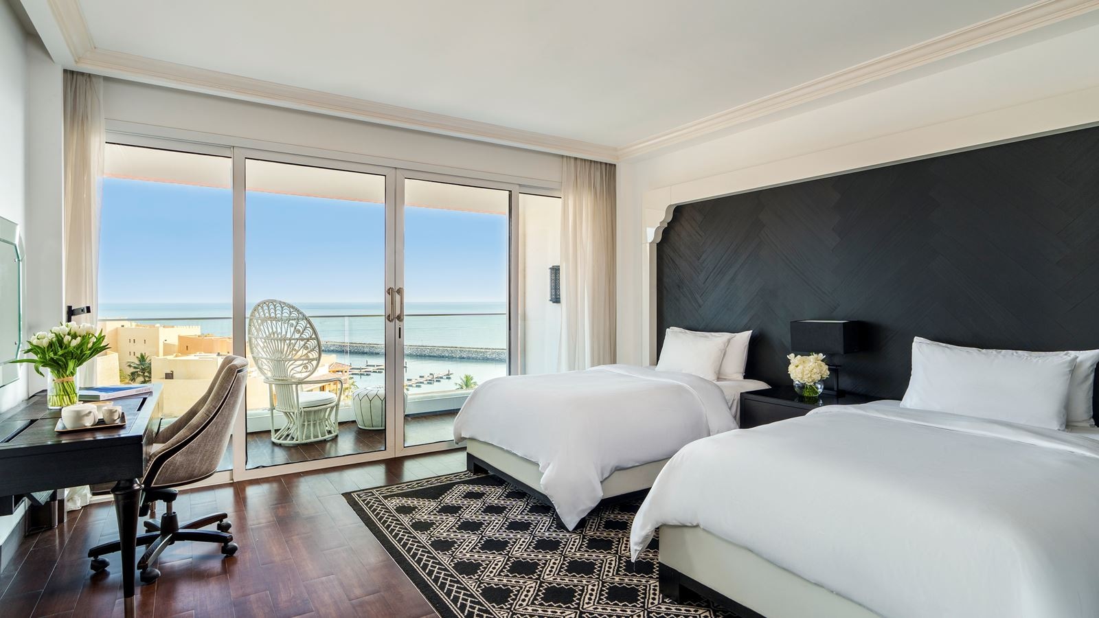 rooms-fairmont-view-room