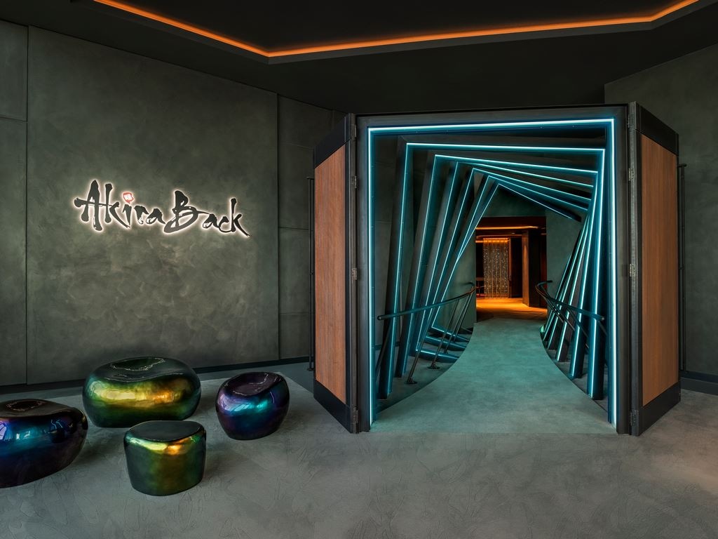 restaurants-akira-back